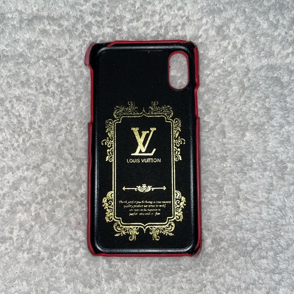Red Luxury Design IPhone Case - Picture 2 of 3